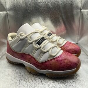 Size 10 Nike Air Jordan 11 Snake Low White Black Pink Womens Shoes 833003-103